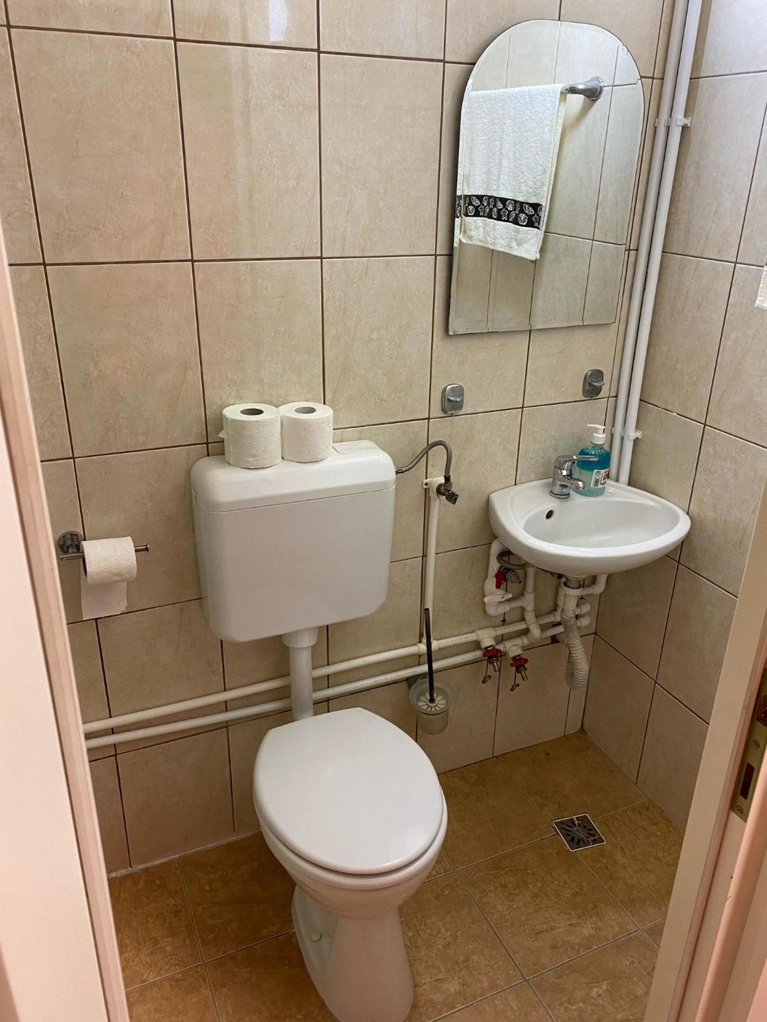 Farkaslaki Kulcsoshaz Lupeni (Harghita) Екстериор снимка